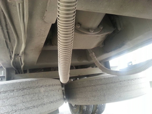 ขายหางพ่วง  สามมิต  2  เพลา. ปี 49  ( มีขาย 4 หาง. )   สนใจติดต่อ  081 - 6079515