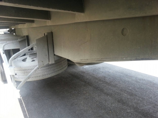 ขายหางพ่วง  สามมิต  2  เพลา. ปี 49  ( มีขาย 4 หาง. )   สนใจติดต่อ  081 - 6079515