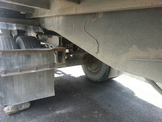 ขายหางพ่วง  สามมิต  2  เพลา. ปี 49  ( มีขาย 4 หาง. )   สนใจติดต่อ  081 - 6079515