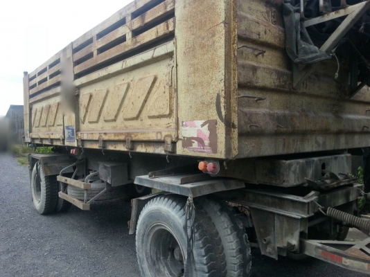 ขายหางพ่วง  สามมิต  2  เพลา. ปี 49  ( มีขาย 4 หาง. )   สนใจติดต่อ  081 - 6079515