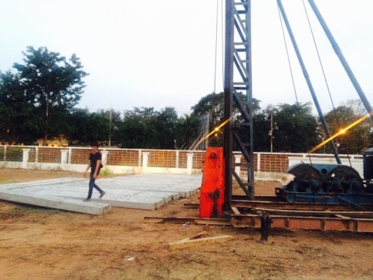 มีปั้นจั่นขายทุกขนาด พร้อมรับตอกเสาเข็ม 085-7666984