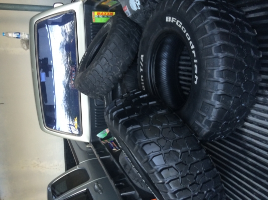 ขายยาง BF. Goodrich km2. 31x10.5x15