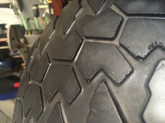 ขาย maxxis. Bighorn 315/75/16.