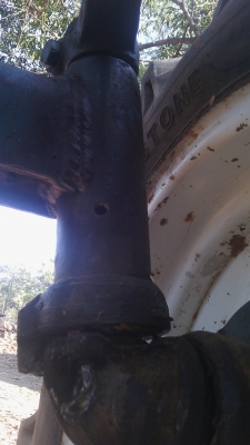 ขายคานหน้าฟอร์ดพร้อมล้อ  บูท  บน  ล่าง  รับนำ้หนักใหม่หมด  สภาพพร้อมใช้