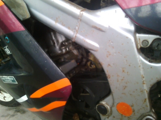 ขายซากรถsuzuki  rg150ตามสภาพมีเล่มทะเบียนชุดโอนพร้อมสนใจติดต่อได้0998344996/0807346335ครับ