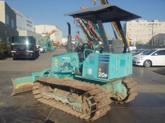 รถดัน Komatsu Komatsu D20P-7E เก่าญี่ปุ่น รุ่นยอดนิยม เครื่องดำประหยัดน้ำมัน