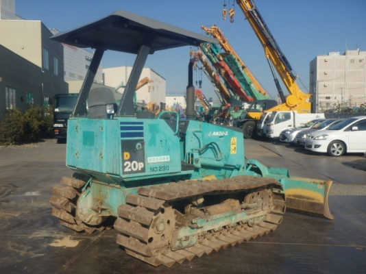 รถดัน Komatsu Komatsu D20P-7E เก่าญี่ปุ่น รุ่นยอดนิยม เครื่องดำประหยัดน้ำมัน
