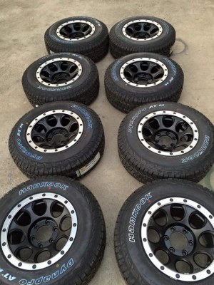 ขายล้อแม็กหยดน้ำใหม่ขอบ16 ออฟ0 กว้าง9นิ้ว 4 ล้อ ราคา 22,500 บาท