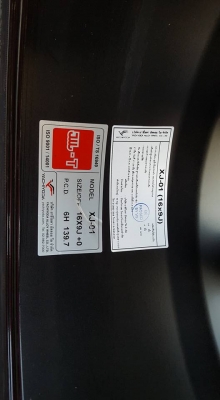 ขายล้อแม็กหยดน้ำใหม่ขอบ16 ออฟ0 กว้าง9นิ้ว 4 ล้อ ราคา 22,500 บาท