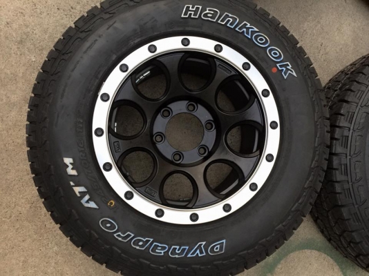 ขายล้อแม็กหยดน้ำใหม่ขอบ16 ออฟ0 กว้าง9นิ้ว 4 ล้อ ราคา 22,500 บาท