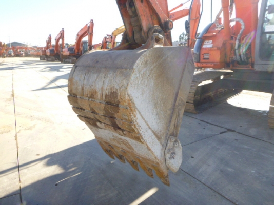 รถขุด Hitachi ZX135US ปี2006 เก่าญี่ปุ่น ใบแทรค70ซม.