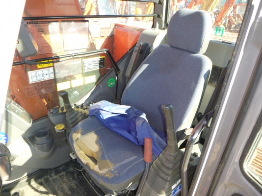 รถขุด Hitachi ZX135US ปี2006 เก่าญี่ปุ่น ใบแทรค70ซม.