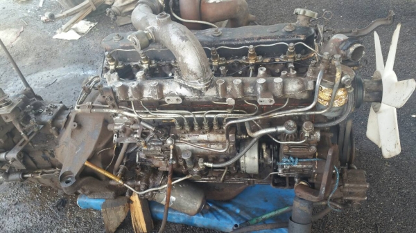 เครื่อง isuzu 6BG เทอร์โบ พร้อมเกียร์ร็อค 7 เกียร์ พร้อมเกียร์ฝาก เครื่องดีใบมีไอ พร้อมใบคุ้มลงเล่ม