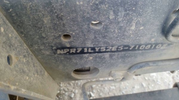 หกล้อ อีซุซุ NPR130ปี50ช่วงยาว4.30ม สภาพเดิมๆสวยพร้อมใช้ เล่มทะเบียนพร้อมโอน