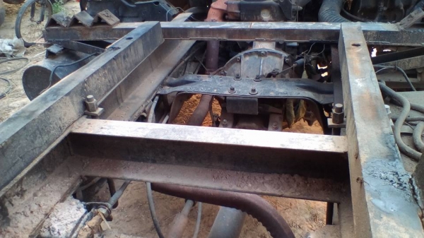 6ล้อดั้มดิน5คิว ISUZU KS-110 แรง ฝาขาว เครื่อง/เกียร์ เดิม แรงดี ปั้มอ่อน ช่วงล่างใหญ่ Fหน้า-หลัง พ.พาวเวอร์ หัวNPRลงเล่ม ดั้มเหล็ก3.70ม.ยิงหน้า ยาง8.25/16 เล่มทะเบียน ภาษีเต็ม ตามสภาพ **ขาย ISUZU KS-110 แรง ฝาขาว 6ล้อดั้มดิน5คิว ช่ว