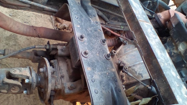 6ล้อดั้มดิน5คิว ISUZU KS-110 แรง ฝาขาว เครื่อง/เกียร์ เดิม แรงดี ปั้มอ่อน ช่วงล่างใหญ่ Fหน้า-หลัง พ.พาวเวอร์ หัวNPRลงเล่ม ดั้มเหล็ก3.70ม.ยิงหน้า ยาง8.25/16 เล่มทะเบียน ภาษีเต็ม ตามสภาพ **ขาย ISUZU KS-110 แรง ฝาขาว 6ล้อดั้มดิน5คิว ช่ว