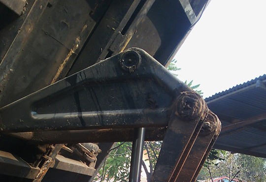 6ล้อดั้มดิน5คิว ISUZU KS-110 แรง ฝาขาว เครื่อง/เกียร์ เดิม แรงดี ปั้มอ่อน ช่วงล่างใหญ่ Fหน้า-หลัง พ.พาวเวอร์ หัวNPRลงเล่ม ดั้มเหล็ก3.70ม.ยิงหน้า ยาง8.25/16 เล่มทะเบียน ภาษีเต็ม ตามสภาพ **ขาย ISUZU KS-110 แรง ฝาขาว 6ล้อดั้มดิน5คิว ช่ว