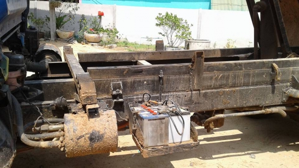 6ล้อดั้มดิน5คิว ISUZU KS-110 แรง ฝาขาว เครื่อง/เกียร์ เดิม แรงดี ปั้มอ่อน ช่วงล่างใหญ่ Fหน้า-หลัง พ.พาวเวอร์ หัวNPRลงเล่ม ดั้มเหล็ก3.70ม.ยิงหน้า ยาง8.25/16 เล่มทะเบียน ภาษีเต็ม ตามสภาพ **ขาย ISUZU KS-110 แรง ฝาขาว 6ล้อดั้มดิน5คิว ช่ว