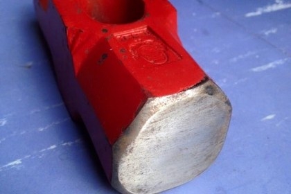 ขายหัวค้อนขนาด3ปอน ตรารวงข้าว สีแดงสวย