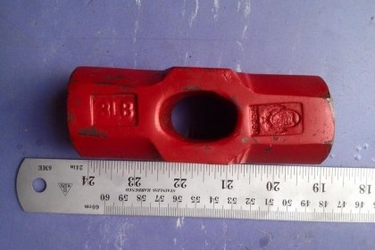 ขายหัวค้อนขนาด3ปอน ตรารวงข้าว สีแดงสวย