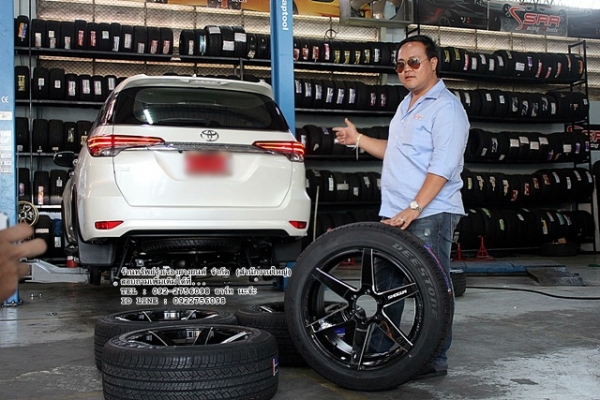 แม็กซ์ A1 ขอบ20X9.5 พร้อมยาง DEESTONE ชุดละ 45,000 บาท