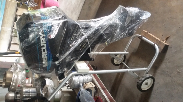 Mercury10hp2จังหวะ หางสั้น17นิ้ว