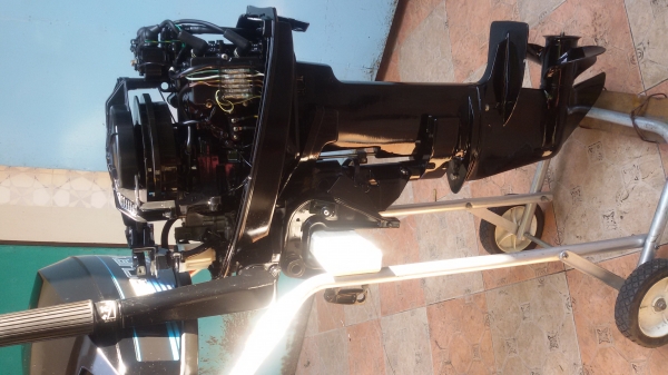 Mercury10hp2จังหวะ หางสั้น17นิ้ว