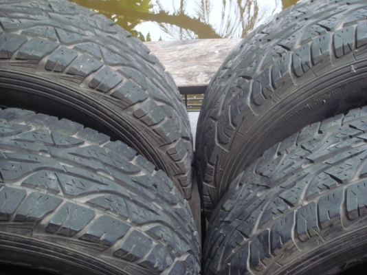 ยางออฟโรด dunlop grandtrek at3 japan4เส้นสภาพสวยดอกเยอะครับ ขนาด285 75 16ยางปลายปี 12ครับมีปะ1จุด1เส้นรับของแถวแฟชั่นไอแลนด์ครับ ยางออฟโรด dunlop grandtrek at3 japan4เส้นสภาพสวยดอกเยอะครับ ขนาด285 75 16ยางปลายปี 12ครับมีปะ1จุด1เส้นรับของแถวแฟชั่นไอแลนด์ครับ