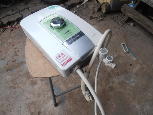 เครื่องทำน้ำอุ่น TOSHIBA 3500W รุ่น WH-3511MC