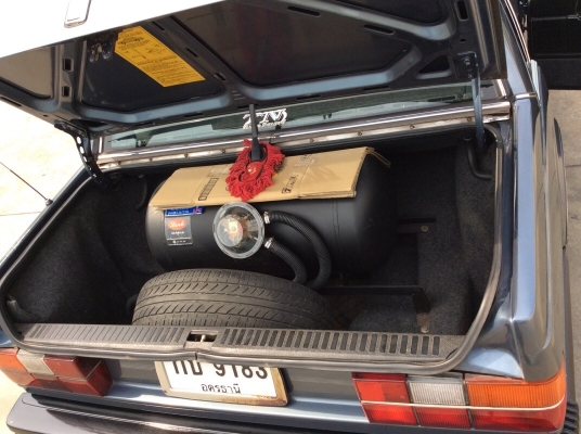 ขายรถ Volvo 760 GLE เครื่องเดิม 2.4 เกียร์ธรรมดา ติดแก๊สLPG เพาเวอร์ ไฟฟ้าทั้งคัน ภายในเดิมๆเบาะหนังแท้เดิมๆสะอาด แอร์เย็นวิทยุพร้อม ระบบไมล์ใช้ได้หมด ตัวถังเดิมๆทรงเดิมดีมากไม่มีชน แม็กเดิมๆ รถขับดีเลยครับ พร้อมใช้งาน ขับกลับได้เลยครับ ขายถูก