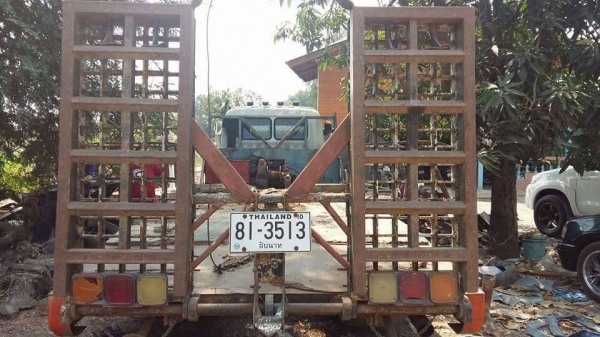 รถสิบล้อ เทนเลอร์ hino FD  สองเพลายางขอบ 16 เครื่อง HO7C เทอร์โบ รถพร้อมใช้งาน เอกสารพร้อมโอน