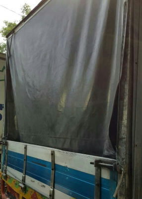 ขายแล้วครับ 235,000บ หกล้อ ฮีโน่ KM 779 WO4D117แรง แอร์เย็นๆ มีตู้ผ้าใบหลังคาเอนกประสงค์ กะบะยาว 5.50ม สภาพสวยเดิมพร้อมใช้ ทะเบียนพร้อมโอน