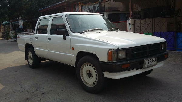 ขายรถปิคอัพ. โตโยต้า4ประตู