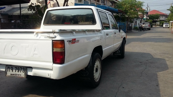 ขายรถปิคอัพ. โตโยต้า4ประตู