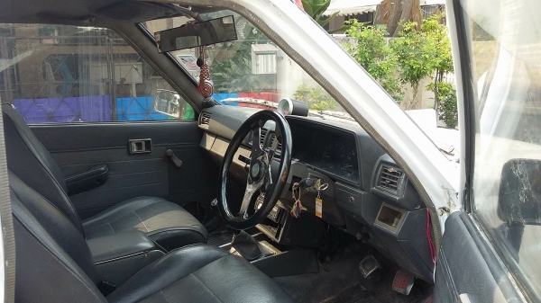 ขายรถปิคอัพ. โตโยต้า4ประตู