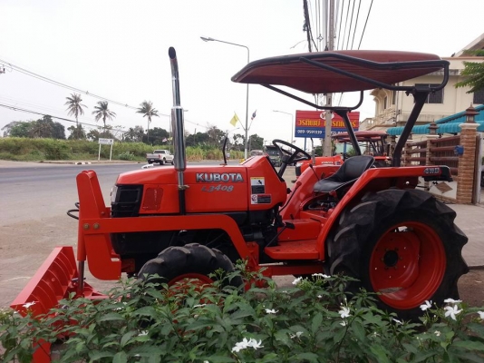 คูโบต้า L3408 4 WD พร้อมใบมีดดันหน้า ...เล่มทะเบียนพร้อม