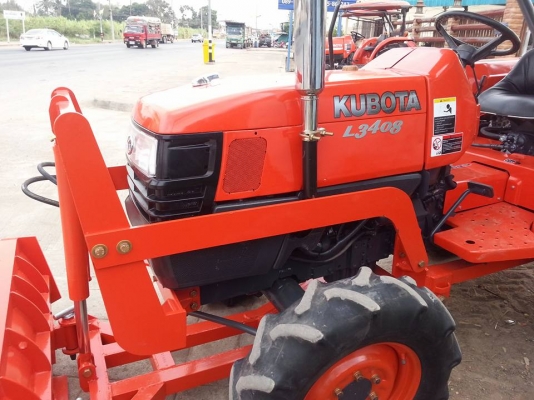 คูโบต้า L3408 4 WD พร้อมใบมีดดันหน้า ...เล่มทะเบียนพร้อม