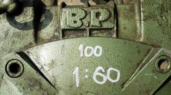 วอร์มเกียร์ทดแนวคว่ำ Bellpony Made in JAPAN เบอร์ 100 ทด 1:60 สภาพสวยพร้อมใช้งาน