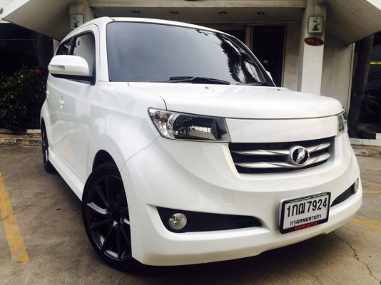 Toyota BB สีขาวมุก รถแท้ วิ่งน้อย สภาพสวยจัด บอกเลยค่ะ