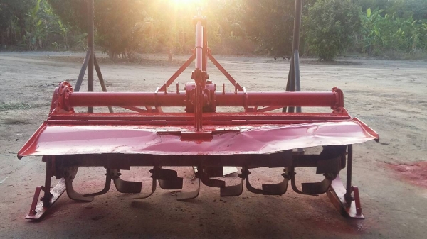 ขายโรตารี่ ขนาด1.6ม. พร้อมยอยปั่น พร้อมใช้งาน