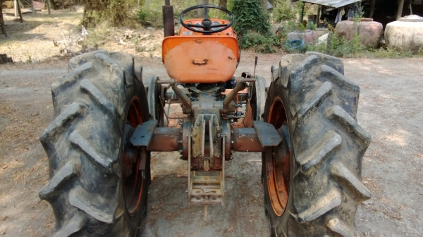 ขายคูโบต้าL3001สภาพพร้อมใช้งาน ขายคูโบต้าL3001สภาพพร้อมใช้งาน