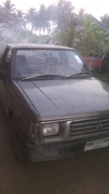 รถกะบะมิตชุบิชิแอล200ไชโคลน