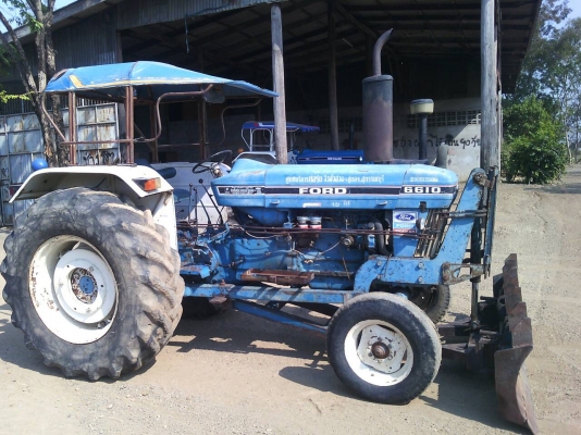 ขายรถไถFORD รุ่น6600 แท้เต็มคัน สวยเดิมพร้อมใช้งานเอกสารเล่มทะเบียน