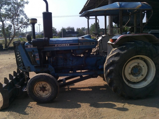 ขายรถไถFORD รุ่น6600 แท้เต็มคัน สวยเดิมพร้อมใช้งานเอกสารเล่มทะเบียน