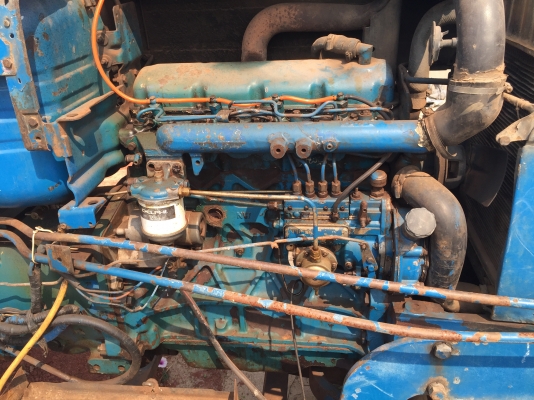 Ford6610 เสื้อลาย ปั้มเหลี่ยมไอดีกลม โนบุ้คนะครับขายตามสภาพ Ford6610 เสื้อลาย ปั้มเหลี่ยมไอดีกลม โนบุ้คนะครับขายตามสภาพ