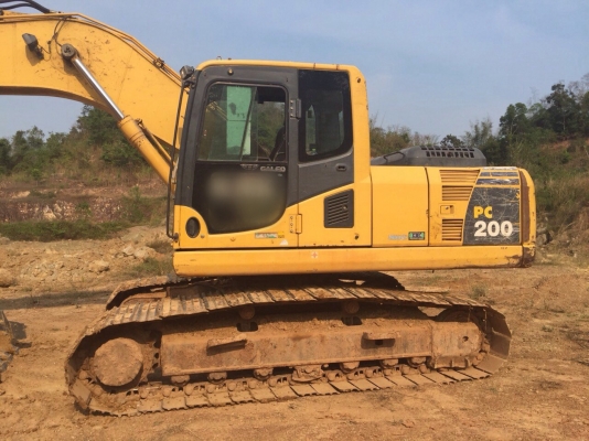 ขายรถแบคโฮ KOMATSU PC200-8A เครื่อง 155แรงม้า ปี50 สภาพสวย สนใจโทร 081-970-1072