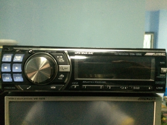 Alpine CDA-105E USB IPOD MP3 CD FMคลื่นไทย ปรีเอ้า3ชุด ลูกเล่นเยอะ คุมกล่องCD สภาพสวย มือ2