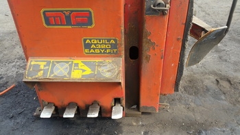 ขาย - เครื่องเปลี่ยนยาง ถอดยาง MONDOLFO FERRO AE 620 มือสองเก่านอก ครับ ขาย - เครื่องเปลี่ยนยาง ถอดยาง MONDOLFO FERRO AE 620 มือสองเก่านอก ครับ