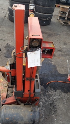 ขาย - เครื่องเปลี่ยนยาง ถอดยาง MONDOLFO FERRO AE 620 มือสองเก่านอก ครับ ขาย - เครื่องเปลี่ยนยาง ถอดยาง MONDOLFO FERRO AE 620 มือสองเก่านอก ครับ