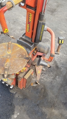 ขาย - เครื่องเปลี่ยนยาง ถอดยาง MONDOLFO FERRO AE 620 มือสองเก่านอก ครับ ขาย - เครื่องเปลี่ยนยาง ถอดยาง MONDOLFO FERRO AE 620 มือสองเก่านอก ครับ